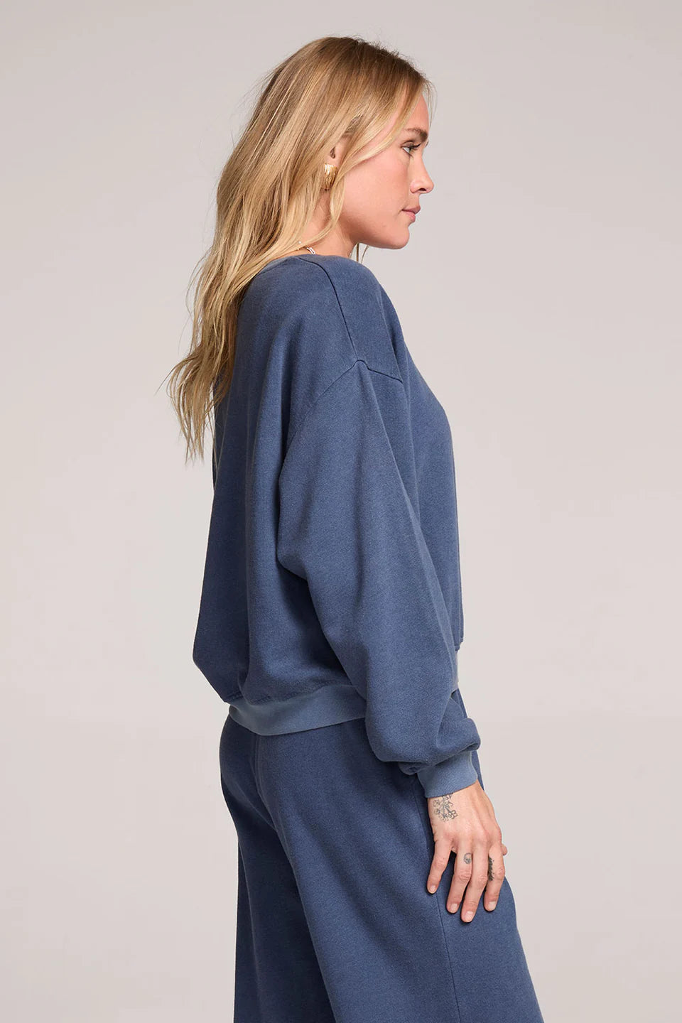 Perry Pullover in Azure Blue