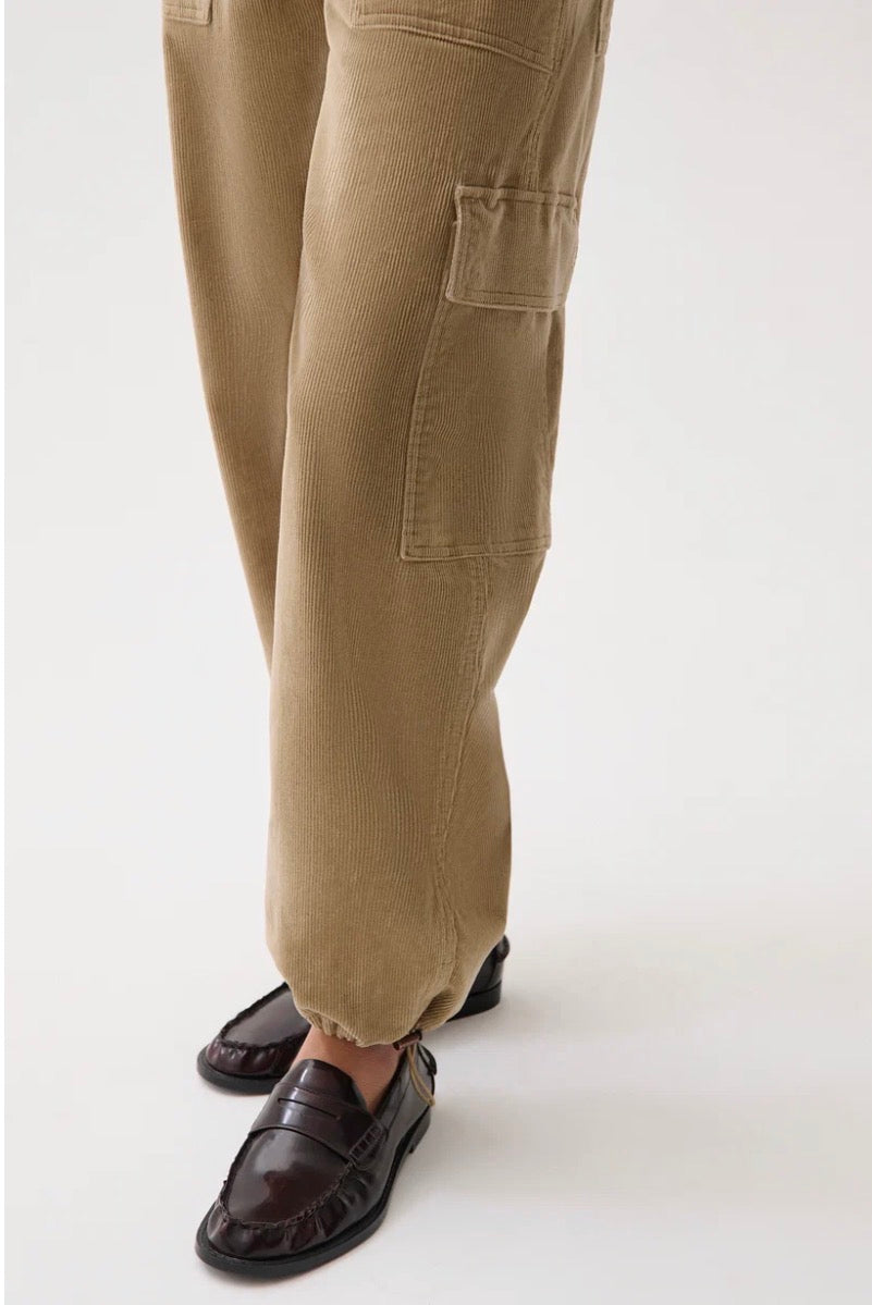 Honor Utility Cord Pant in Camel