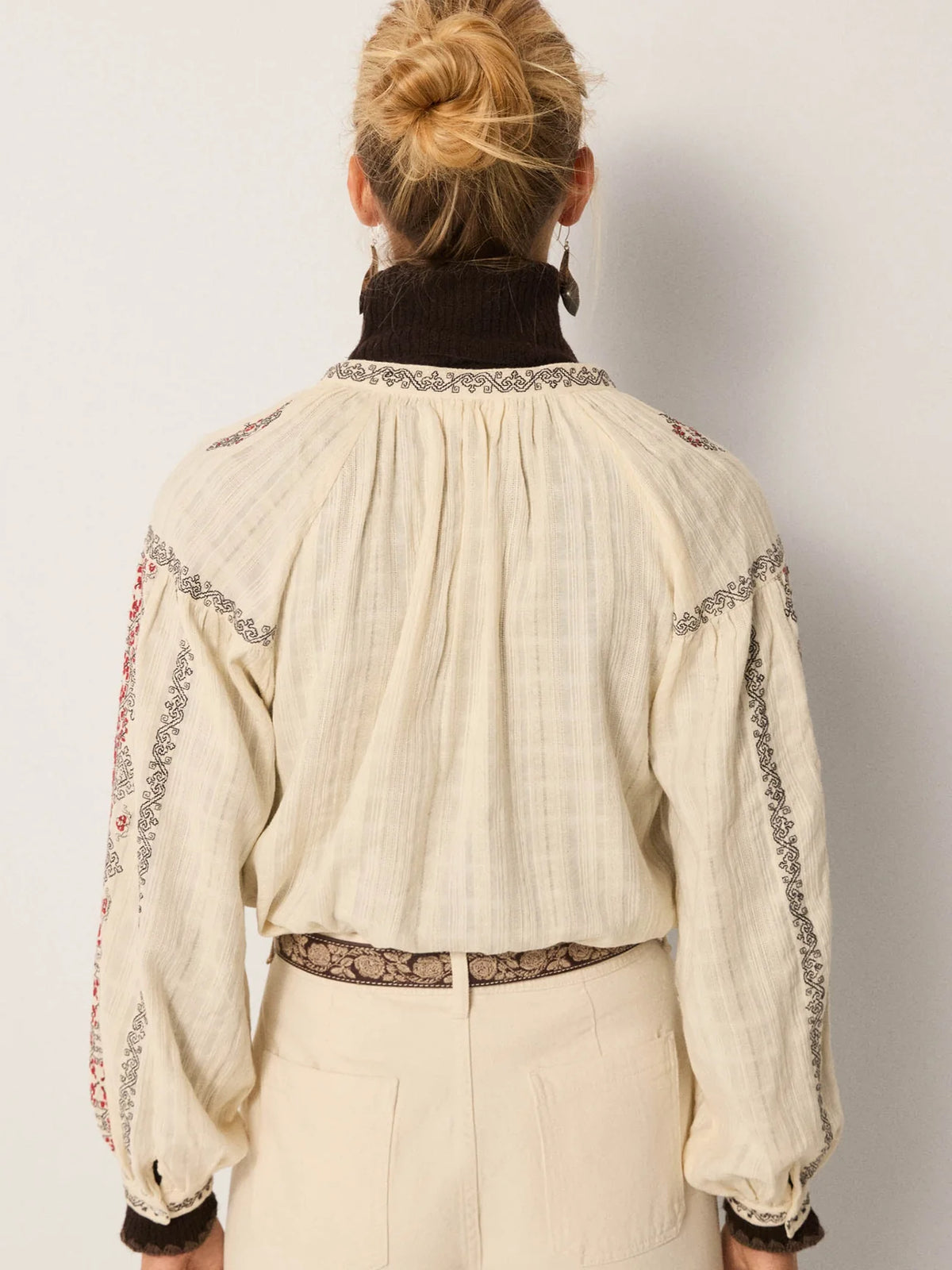 Maison Hotel&#39;s Virginia Blouse in Danubio Ecru at waterlilyshop