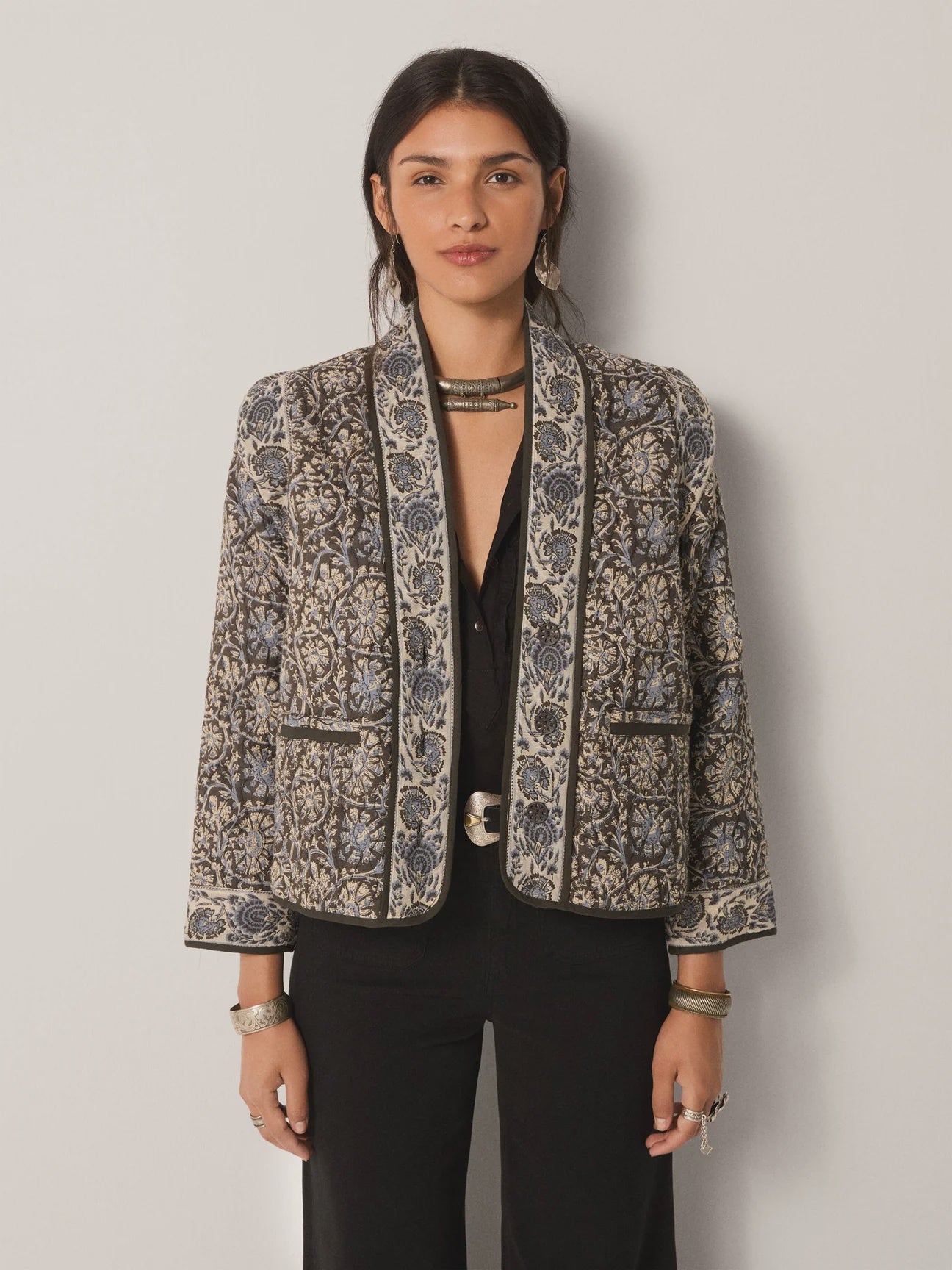 Maison Hotel's Sugata Jacket in Blue Orchid at waterlilyshop