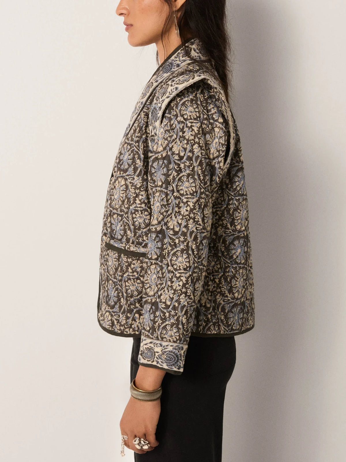 Maison Hotel&#39;s Sugata Jacket in Blue Orchid at waterlilyshop