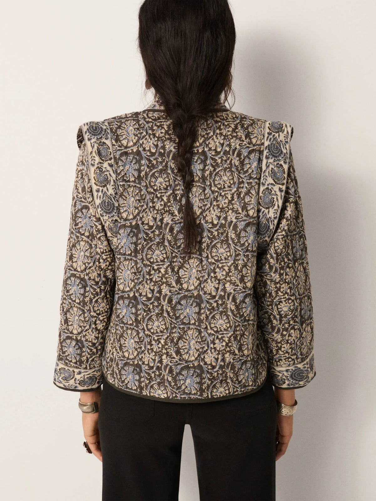 Maison Hotel&#39;s Sugata Jacket in Blue Orchid at waterlilyshop