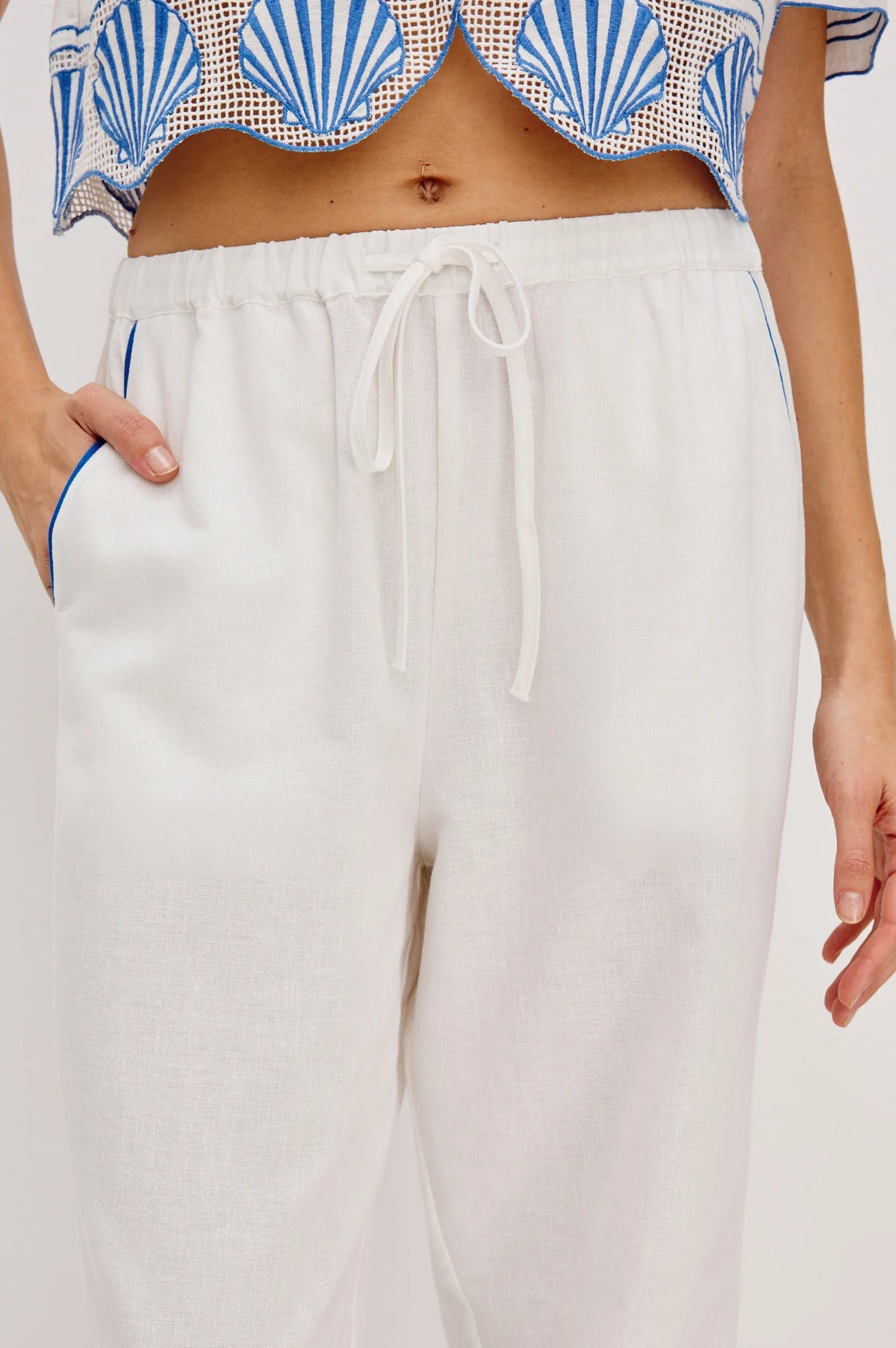 Tildi Pant in White