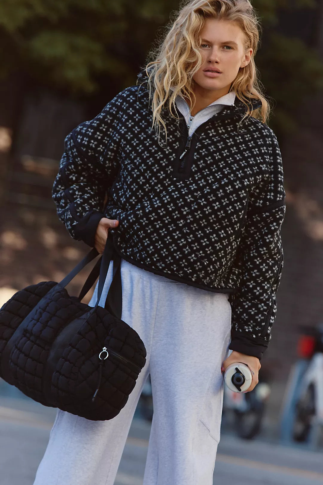 Printed Mountain Half Zip in Black Combo