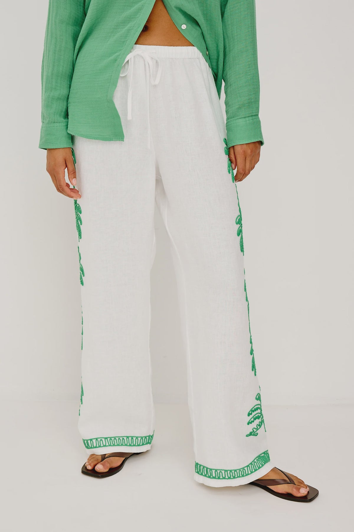 Emmie Pants in Emerald Palms