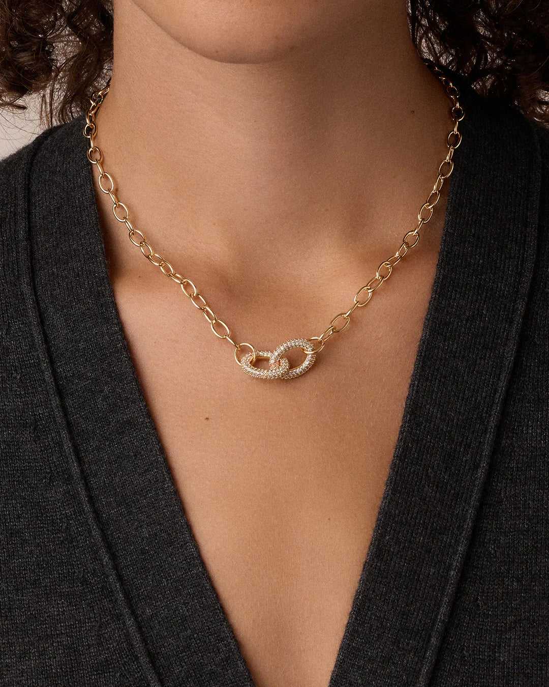 Lou Shimmer Interlocking Necklace