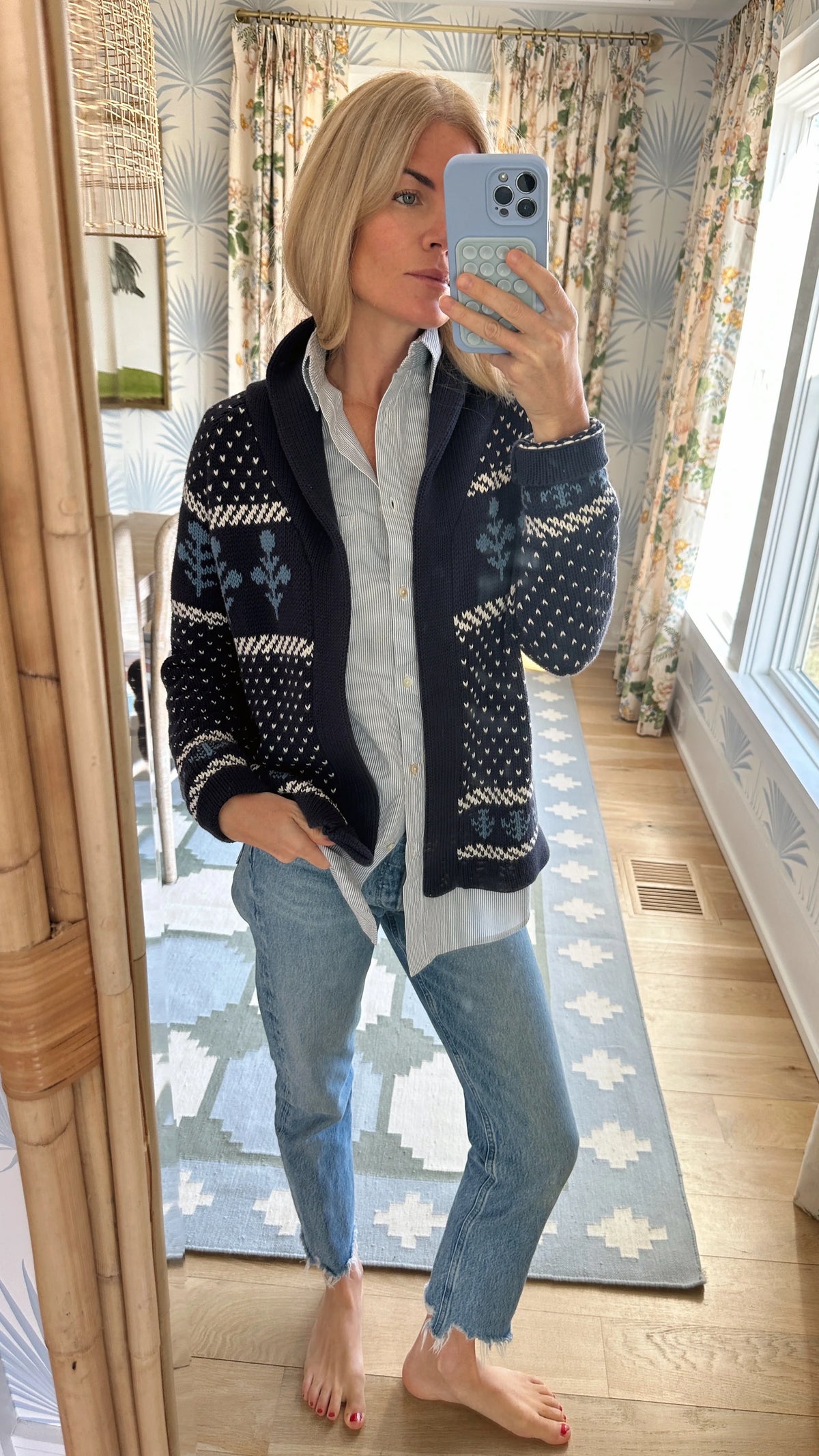 Flower Intarsia Shawl Cardigan